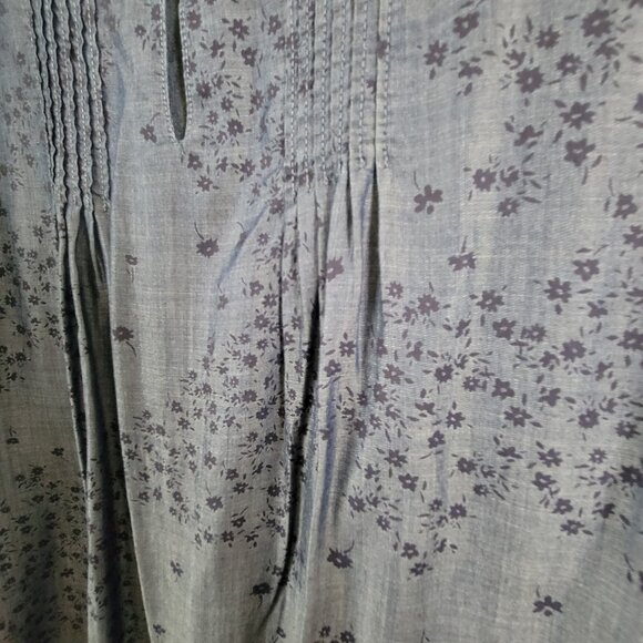 NEW Liz Claiborne XL Gingham Garden Top Blouse floral Blue Cap Sleeves pleat NWT - Picture 3 of 10